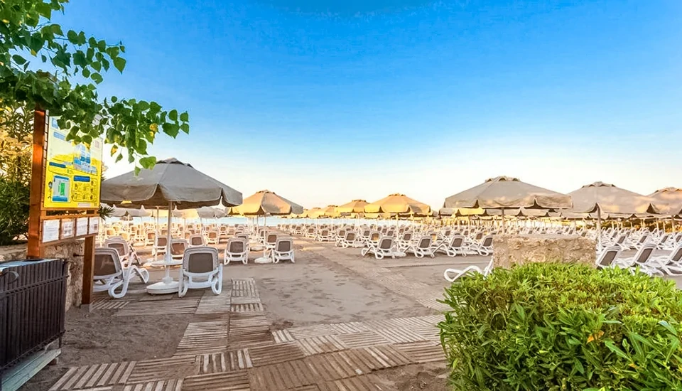 هتل ملاس لارا آنتالیا